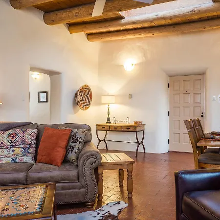 1 Bedroom - 5 Min. Walk To Plaza - Reposada *